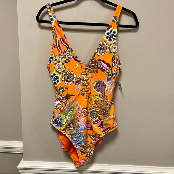 BCBGMAXAZRIA Tropical Print Orange Swimsuit 🩱 Sz M NWT One Piece - Picture 8 of 10